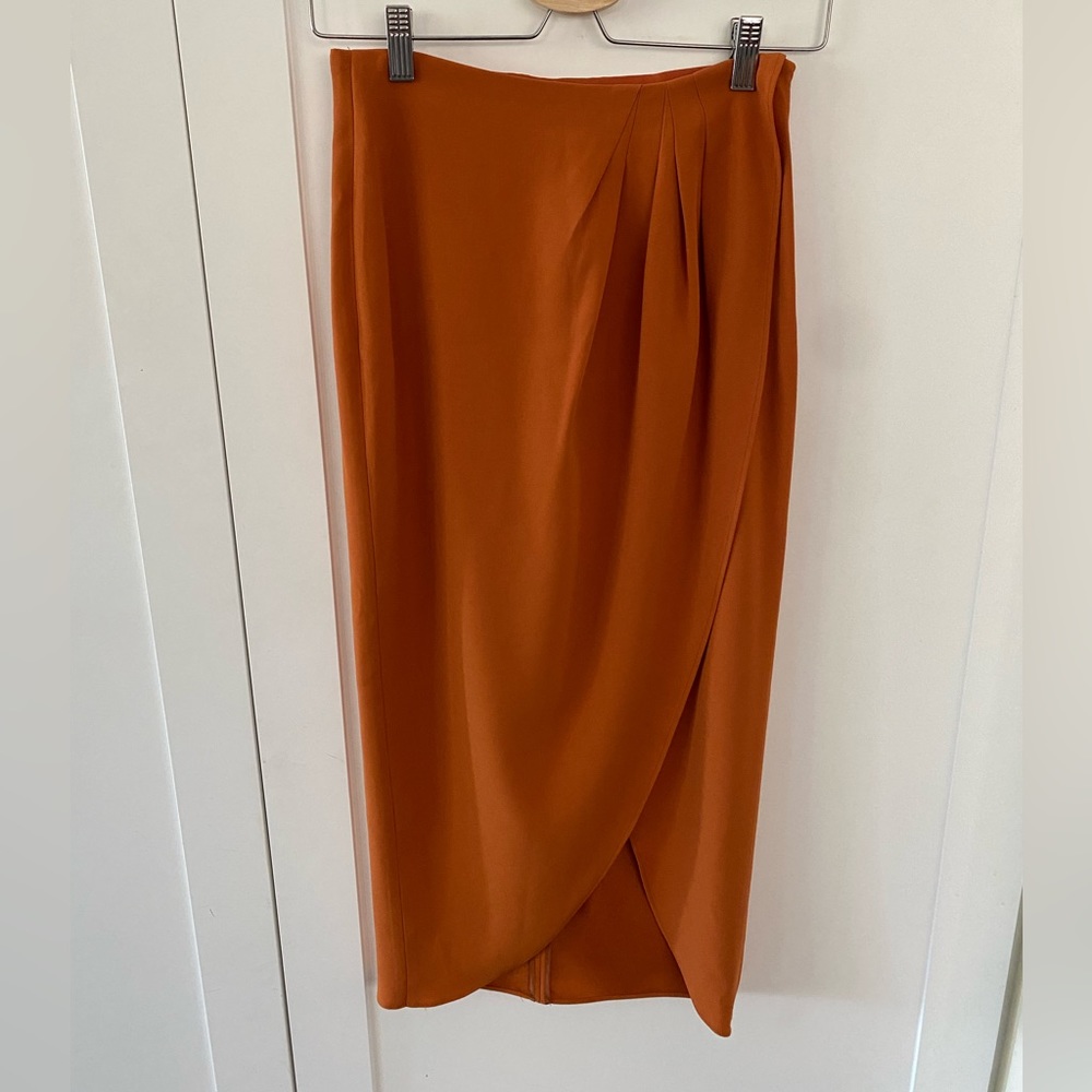 Aritiza Babaton Crepe wrap skirt
